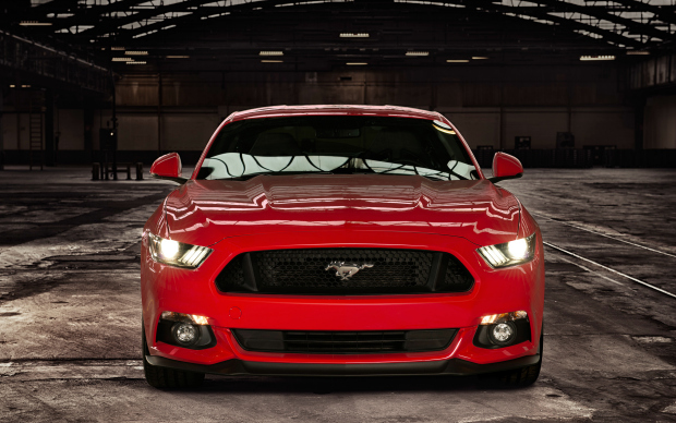 Ford_Mustang_2015_Front-Shot